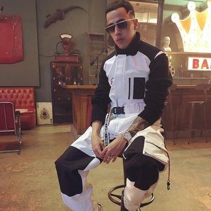 Meet your Posher, Christipher